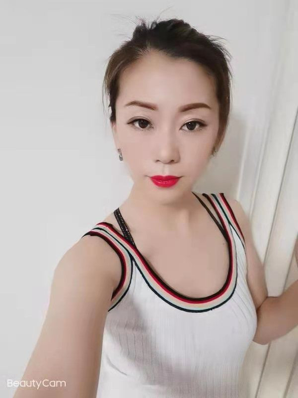 性感骚妞服务标兵只要三张